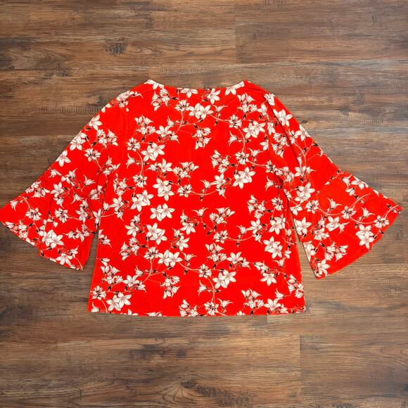 Calvin Klein Red floral print 3/4 bell sleeve ruffled  blouse size LARGE - Picture 2 of 10